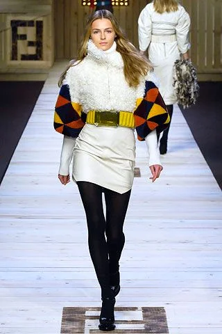 Look 26